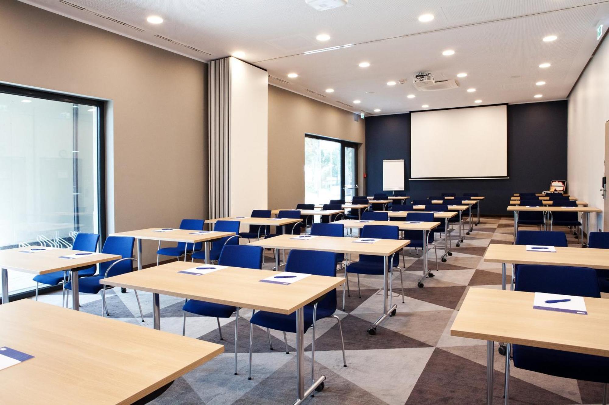 Holiday Inn Express - Darmstadt By Ihg מראה חיצוני תמונה