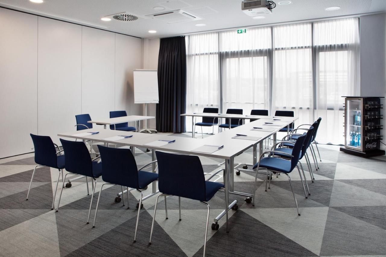 Holiday Inn Express - Darmstadt By Ihg מראה חיצוני תמונה