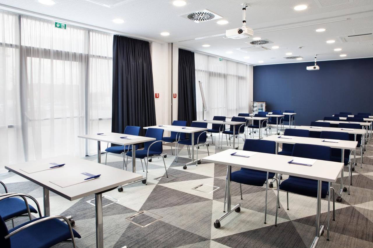 Holiday Inn Express - Darmstadt By Ihg מראה חיצוני תמונה